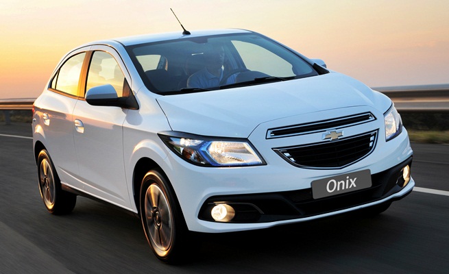Onix é pela primeira vez o carro mais vendido no Brasil