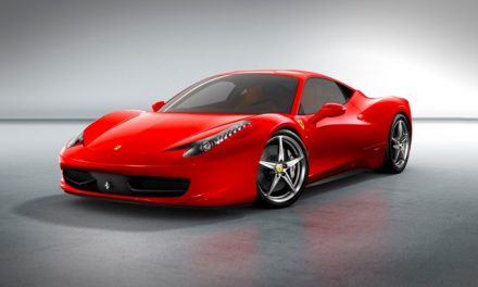 Porque a cor principal da Ferrari é vermelha